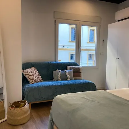 Проживание в семье New In The *