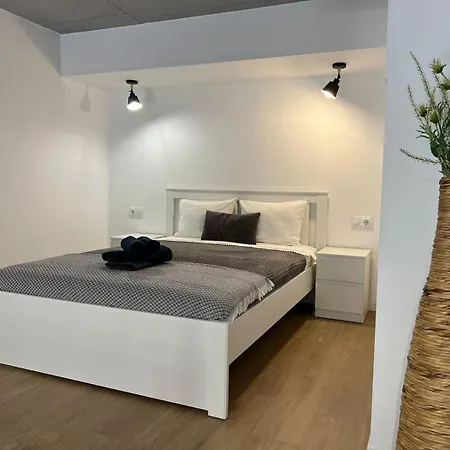 Hotel apartamentowy Carbonell 1 *