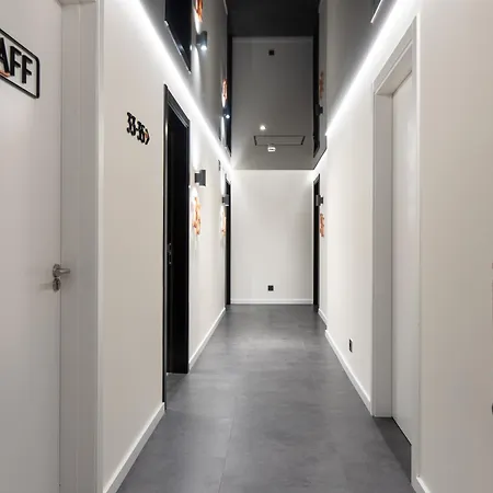 Ξενοδοχείο Arena Zone 3*