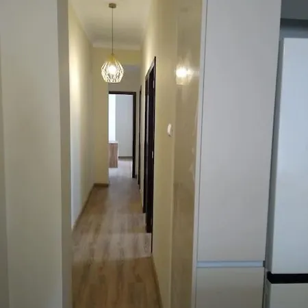 6p Junto Ciudad De Artes Y Ruzafa Walencja