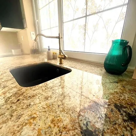 Esmeralda With Free Private Underground Parking * Valence