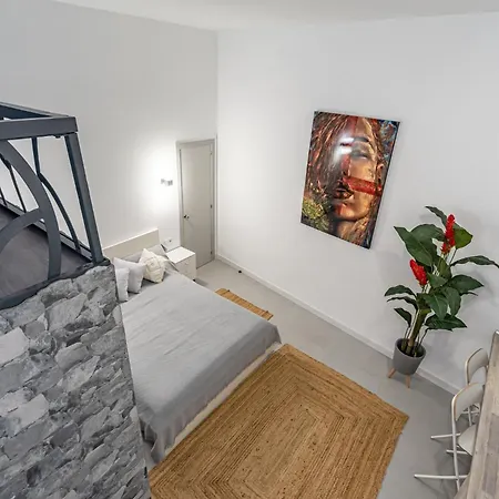 Apartman Exquisite With An Original Design