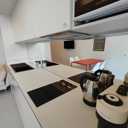 Carisan1 6 Min To Modern Bright Apartament