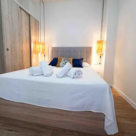 Lejlighed Chic Avec Terrasse, Lumineux Et Calme 2