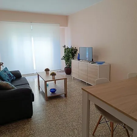 Port Beach Апартаменты Валенсия