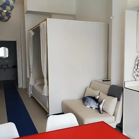 Carisan2 - Fully Equipped, 6 Min To *