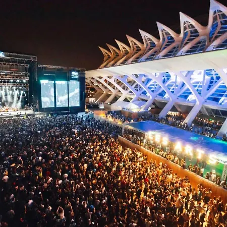 Turistico Lux Center