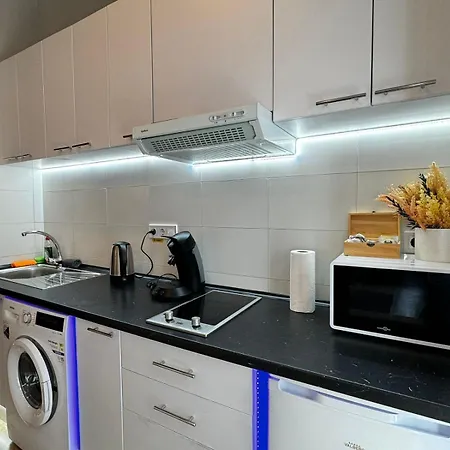 Lliri 32 Apartman