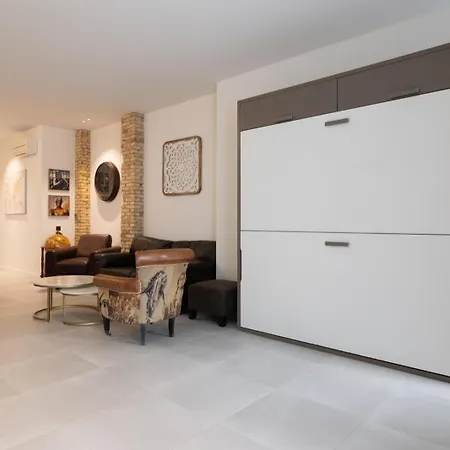 Luxury Center バレンシア