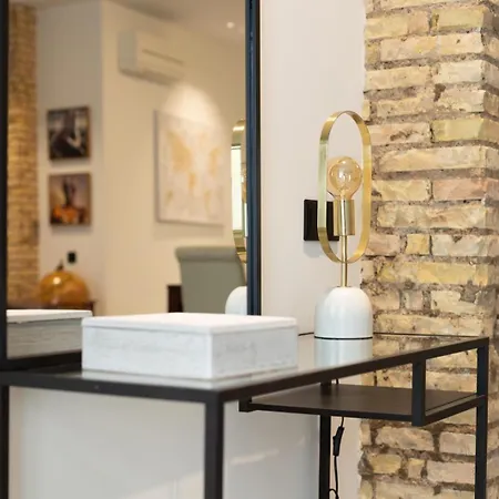 Luxury Center バレンシア