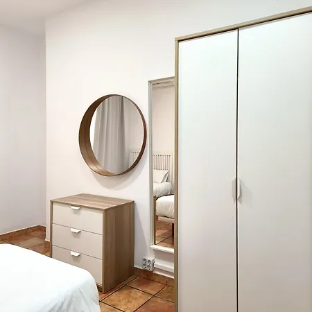 Flats Friends Nave * Βαλένθια