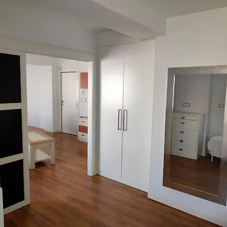 Piso Cerca Universidades Y Playa Apartman Valencia