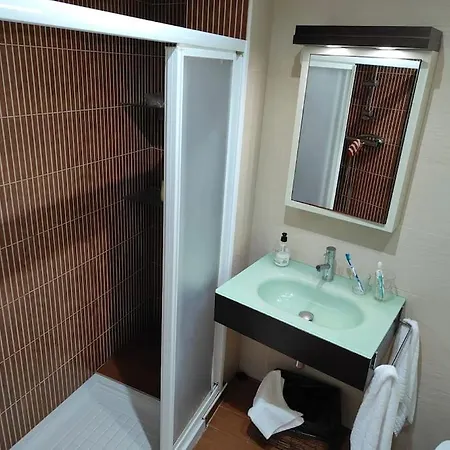 Piso Cerca Universidades Y Playa Appartamento Valenza