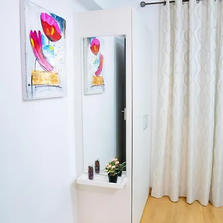 Appartement Sollana Arena *