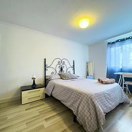 Privatunterkunft Cerca De La Playa *