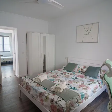 Recently Renovated Near The Valencia