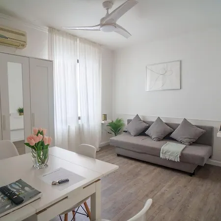 Recently Renovated Near The Valencia