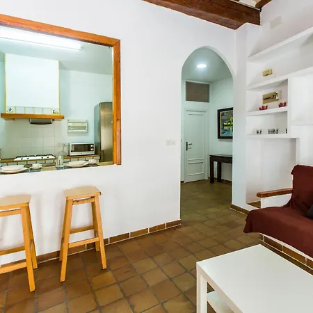 Total Charming Валенсия