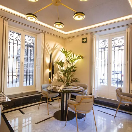 Hotel Myr Palacio Vallier 5*