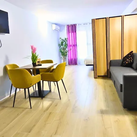 Hotel apartamentowy Ynfinity Walencja