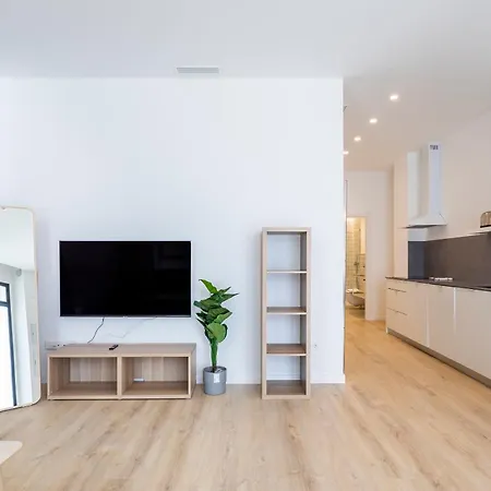 North Station Centro Ciudad 2hab Wifi Walencja