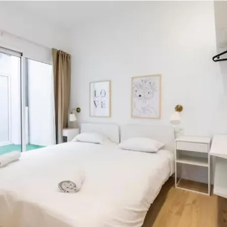 North Station Centro Ciudad 2hab Wifi Walencja