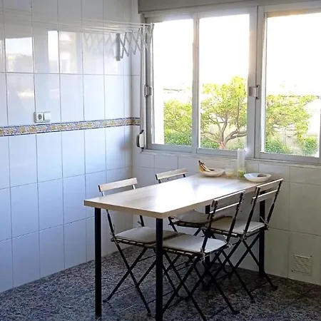 Y Suite. Upv, Uv Y Playa *