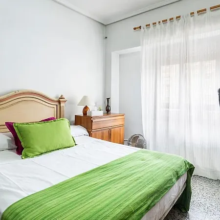 Precioso Apartamento Con Terraza En Valencia