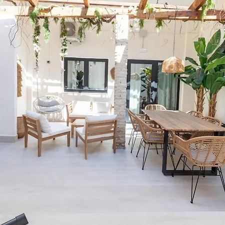 Con Piscina Y Terraza Apartment *