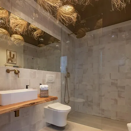 Con Piscina Y Terraza Apartment