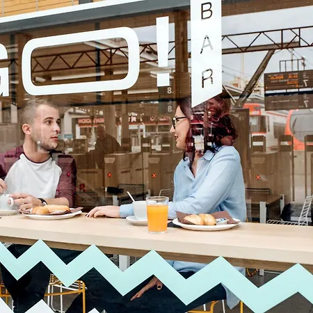 アップ * バレンシア