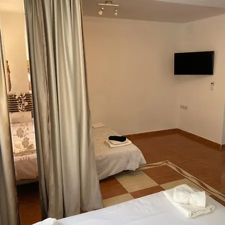 Apartamento Con Bano Y Cocina Privada