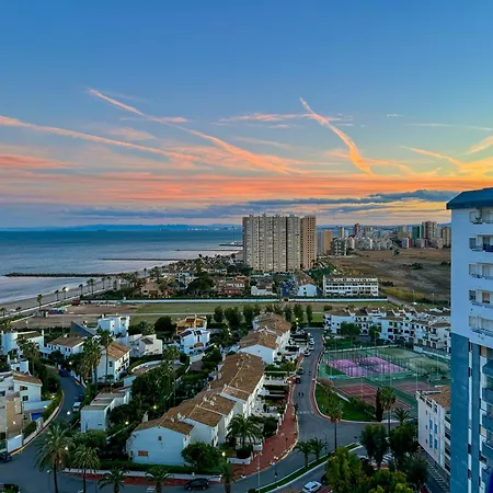 En Primera Línea De La Playa A 15 Minutos De La Ciudad De *