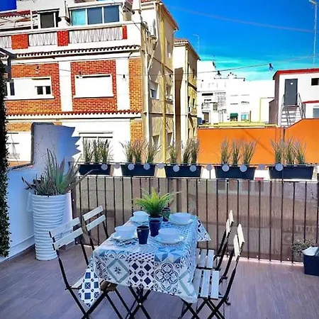 Elegant Rooftop By F2 Daire Valensiya