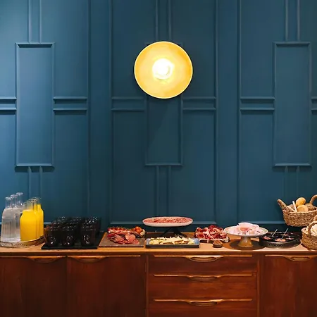 Mate Collection Helen Berger Szálloda 4*