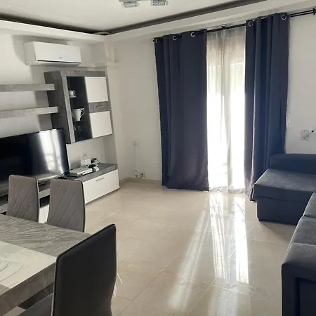 Cercano Al Centro Appartamento Valenza