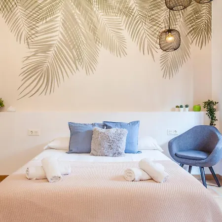 Loft Reformado Y Soleado Junto Al Mercado