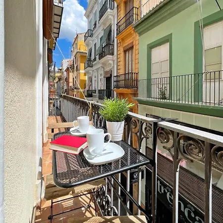 Loft Reformado Y Soleado Junto Al Mercado * Valencia