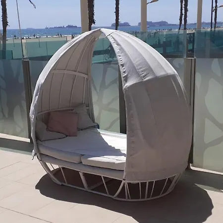 Luxury Front With Pool Apartamento *