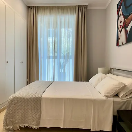 Reinapart Patacona Beachfront Seaview Apartamento