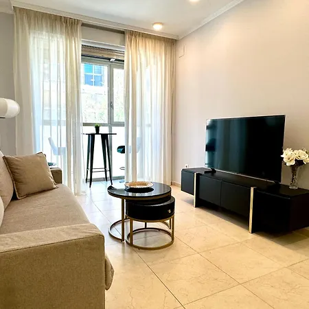 Reinapart Patacona Beachfront Seaview Appartement *