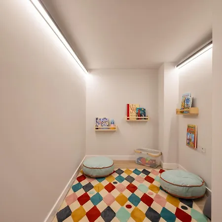 Florit Flats - Trafalgar Arts & Port * Valence