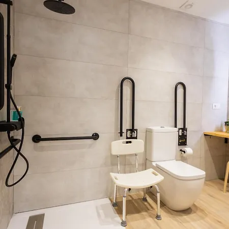 Florit Flats - Arts & Port - Pet Friendly *