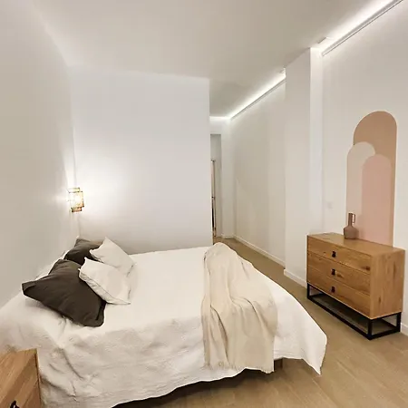 Estudio A Estrenar A Metros De Jardines Del Turia Valencia