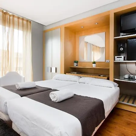 & Co. J. Botanico Boutique Hotel 3*