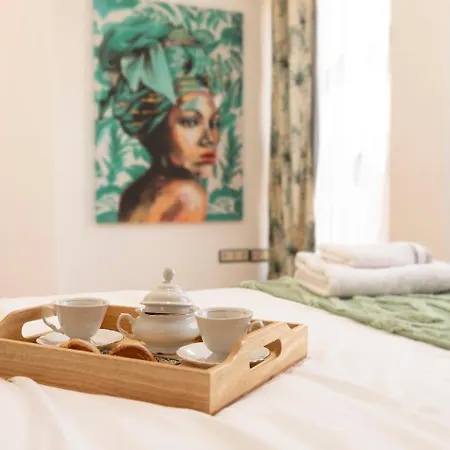 Grand - 8 Min To Center By Metro Apartment