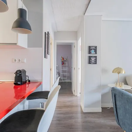 Junto Al Oceanografic Valencia