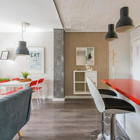 Junto Al Oceanografic Valencia