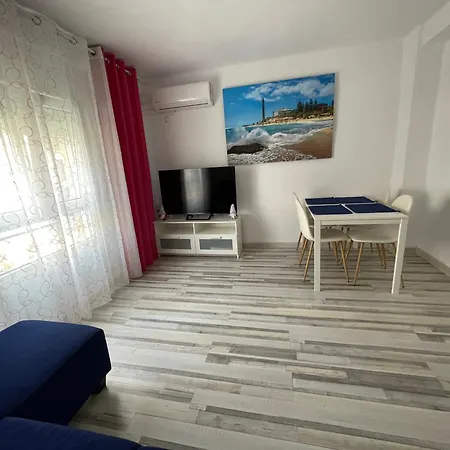 Piso Tranquilo Y Luminoso En *