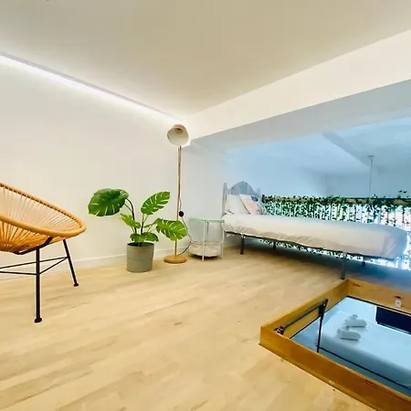 Flat For Family & Groups Valence